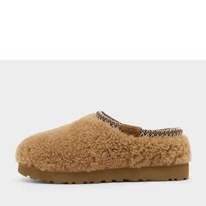 NEW UGG women's maxi curly slippers in chesnut